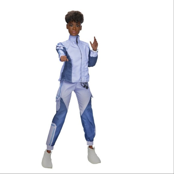 SALE MARVEL WAKONDA SHURI & OKOYE DOLLS - Picture 8 of 13